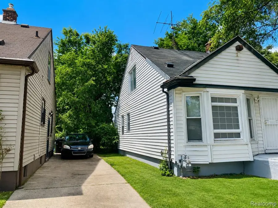 19249 Eureka, Detroit, MI 48234 - #2