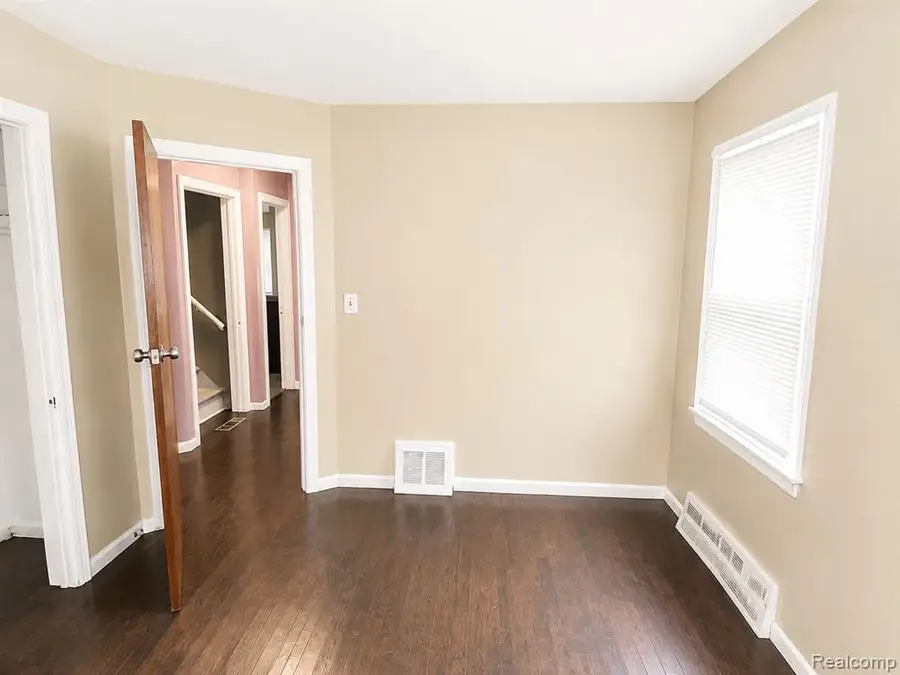 19249 Eureka, Detroit, MI 48234 - #3