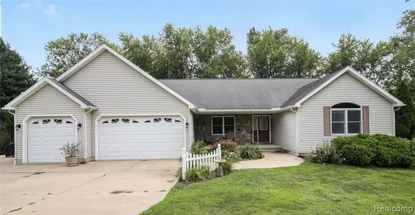 11002 Adams, Clinton, MI 49236