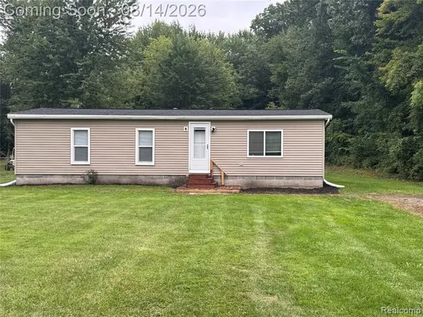 28747 West, New Boston, MI 48164