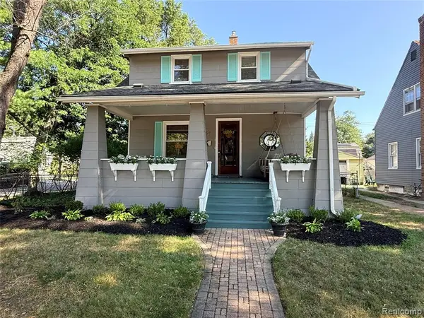 232 W Houstonia, Royal Oak, MI 48073