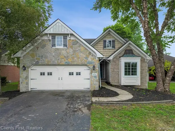 37911 Plymouth, Livonia, MI 48150