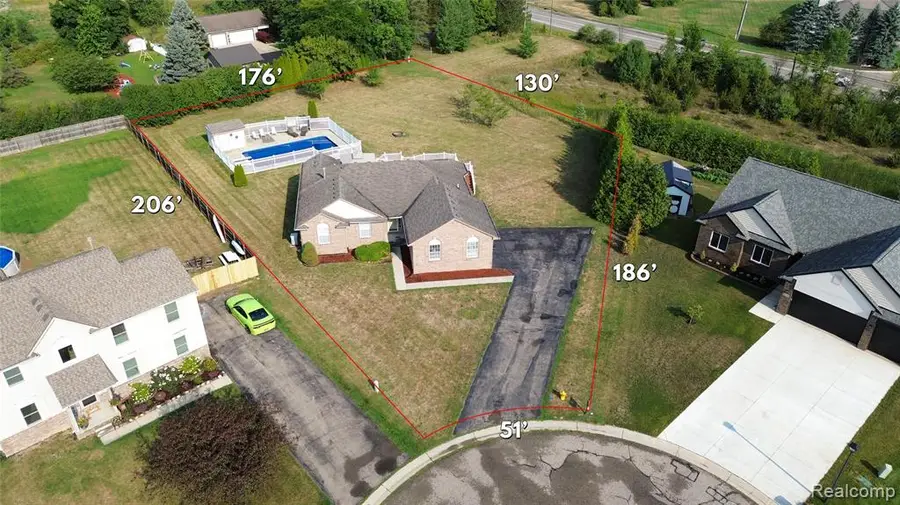 8032 Lark, Grand Blanc, MI 48439 - #3