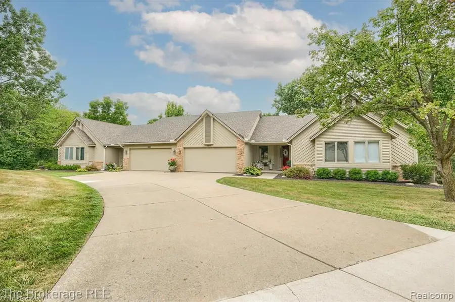 8101 Sawgrass, Grand Blanc, MI 48439 - #2