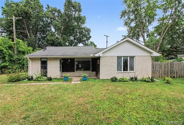 7219 Bluebird, Waterford, MI 48329