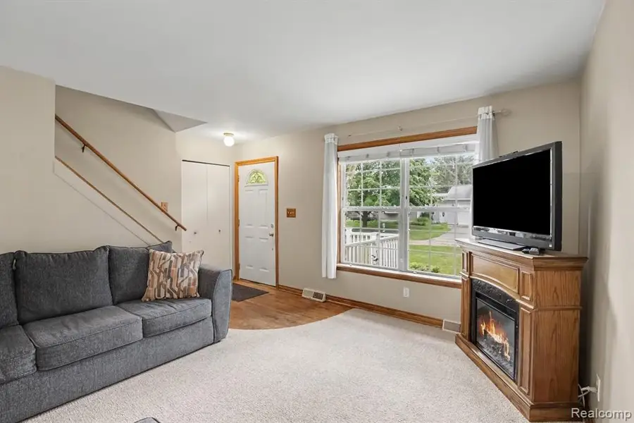 4726 Rosedale, Clarkston, MI 48348 - #3