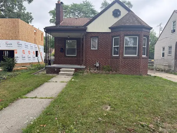 6732 Rockdale, Dearborn Heights, MI 48127