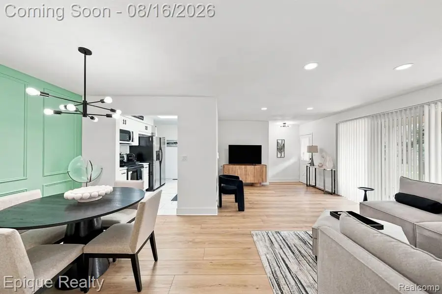 15031 Pilgrim, Shelby, MI 48315 - #2