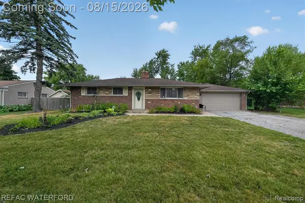 3476 Levee, Waterford, MI 48329
