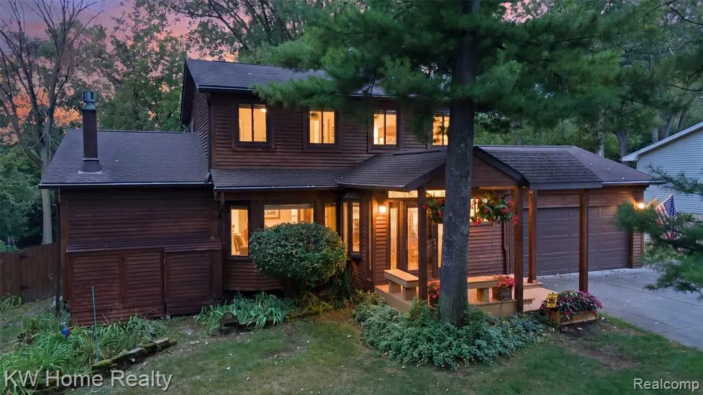 21435 Gill, Farmington Hills, MI 48335 - #1