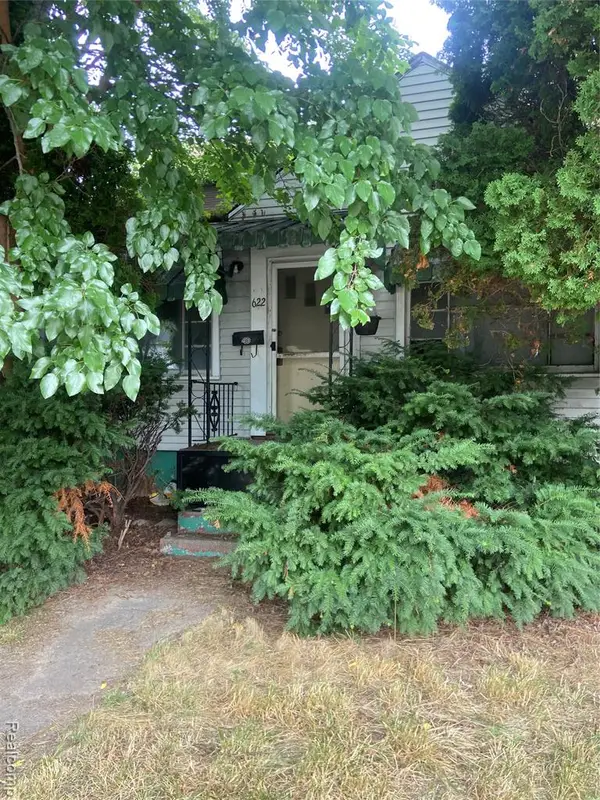 622 W Atherton, Flint, MI 48507