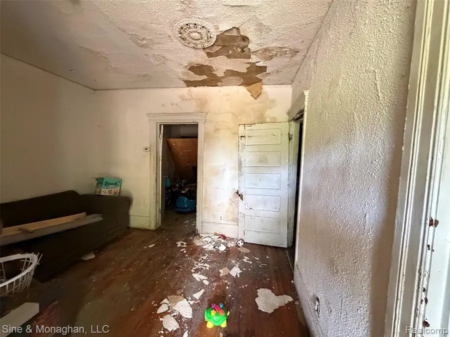 4539 Mcclellan, Detroit, MI 48214 - #3
