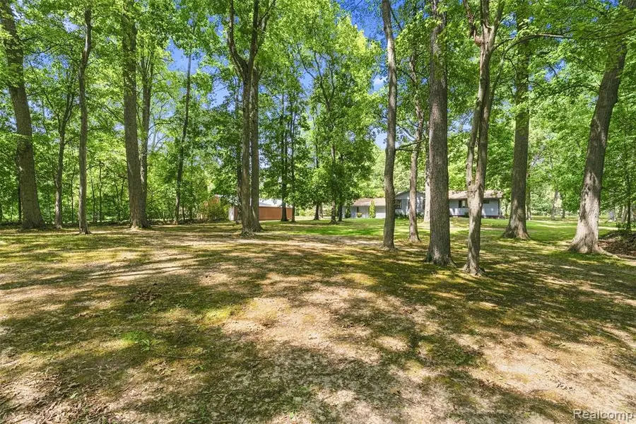 1905 Justice, Ortonville, MI 48462 - #2