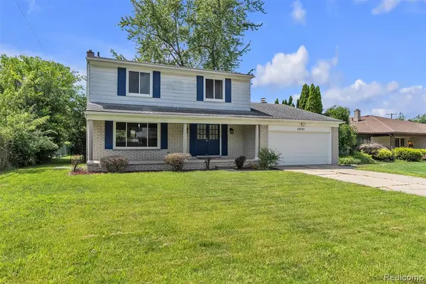 28595 San Carlos, Southfield, MI 48076