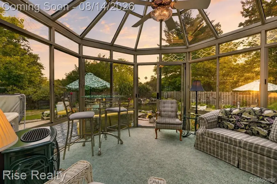 5185 Olde Saybrooke, Grand Blanc, MI 48439 - #3