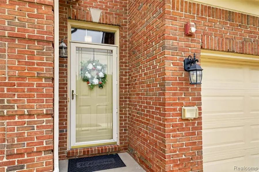 4171 Bridgeview, Canton, MI 48188 - #2