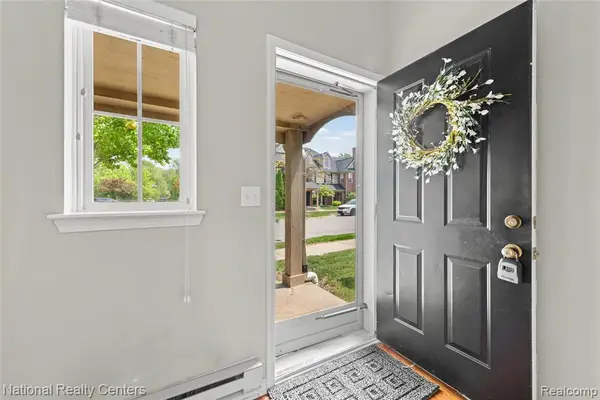 4048 Berkeley, Canton, MI 48188