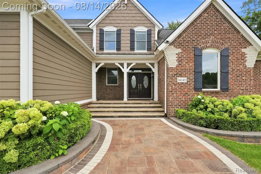 34145 Oak Forest, Farmington Hills, MI 48331 - #2