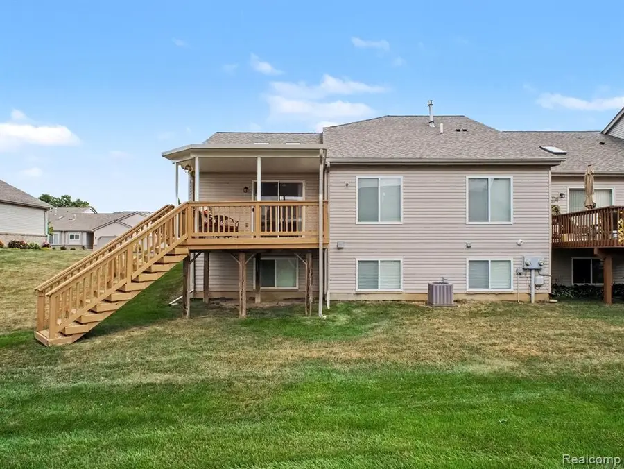 42010 Williams, Grand Blanc, MI 48439 - #2