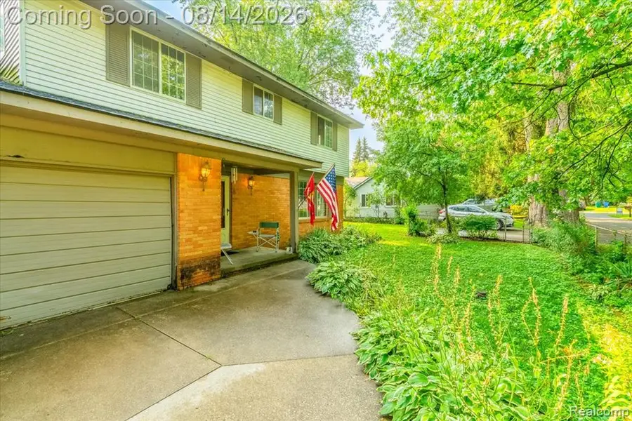 3281 Royal, Commerce Township, MI 48382 - #2