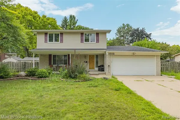 2312 Hillcrescent, Troy, MI 48085