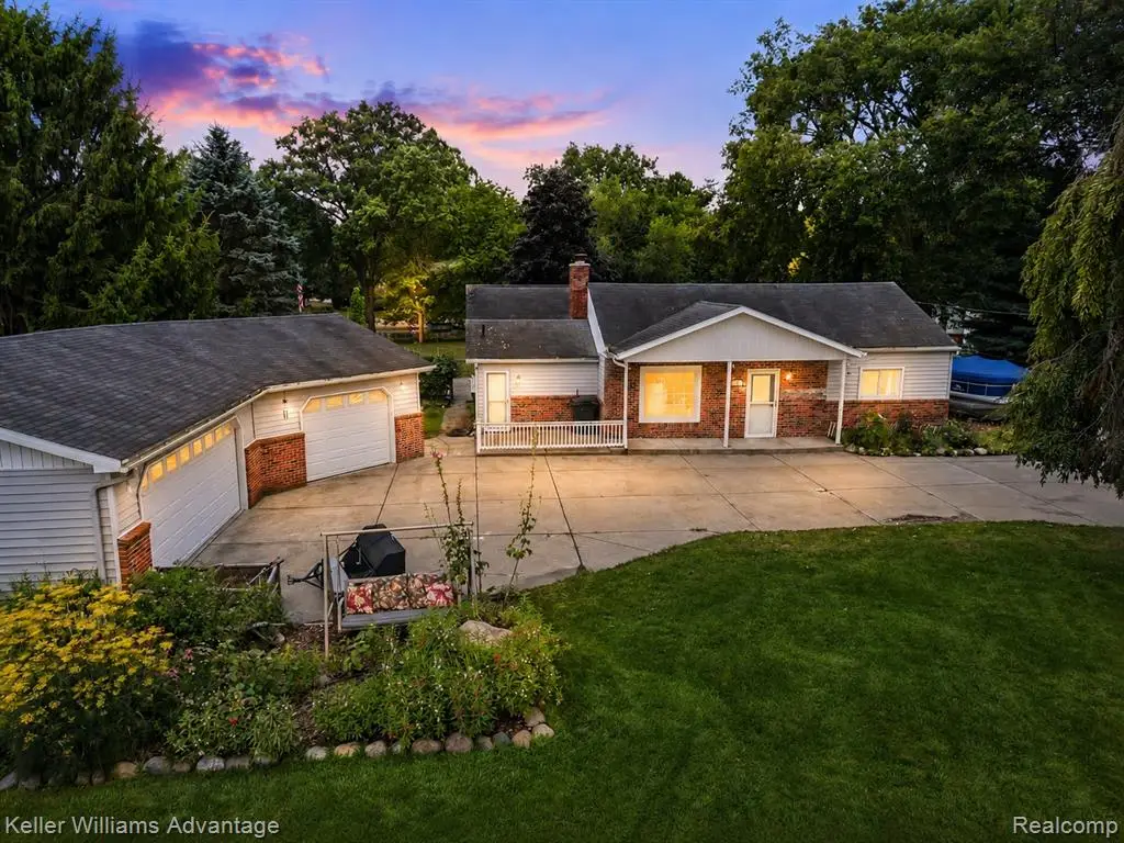 701 Arttdale, White Lake, MI 48383 - #1