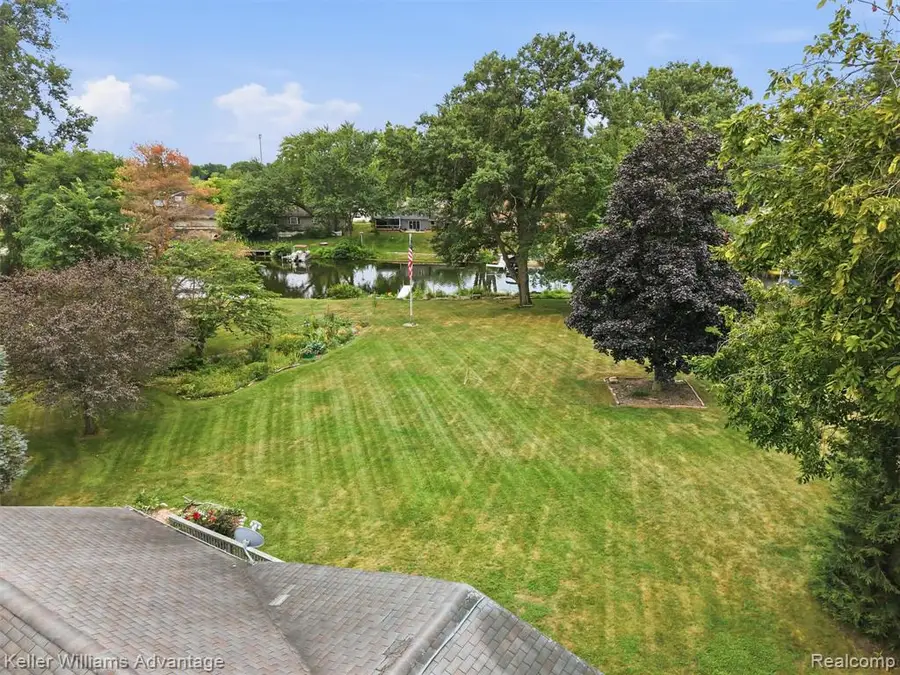 701 Arttdale, White Lake, MI 48383 - #2