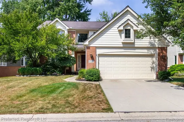 47652 Arbor #77, Northville, MI 48168