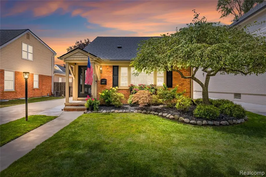 357 Sunset, Plymouth, MI 48170 - #3