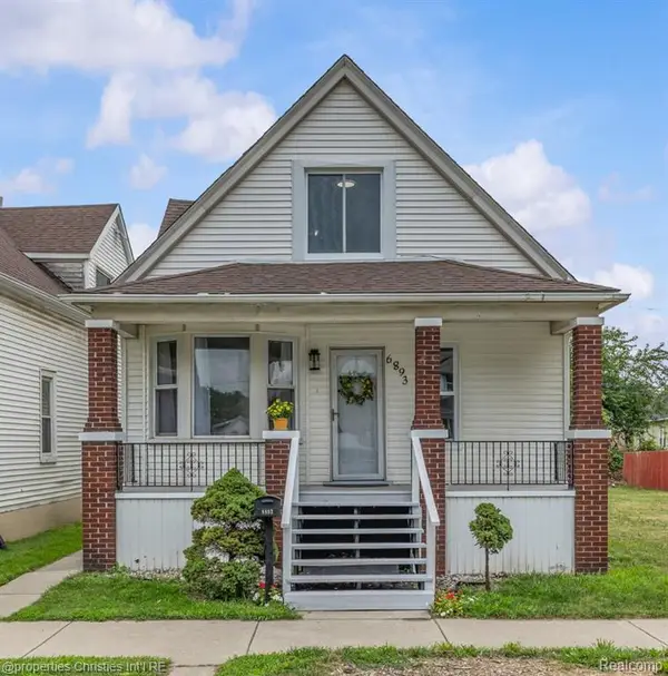 6893 Clayton, Detroit, MI 48210