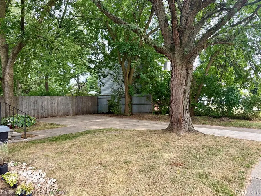 21628 Colgate, Farmington Hills, MI 48336 - #2