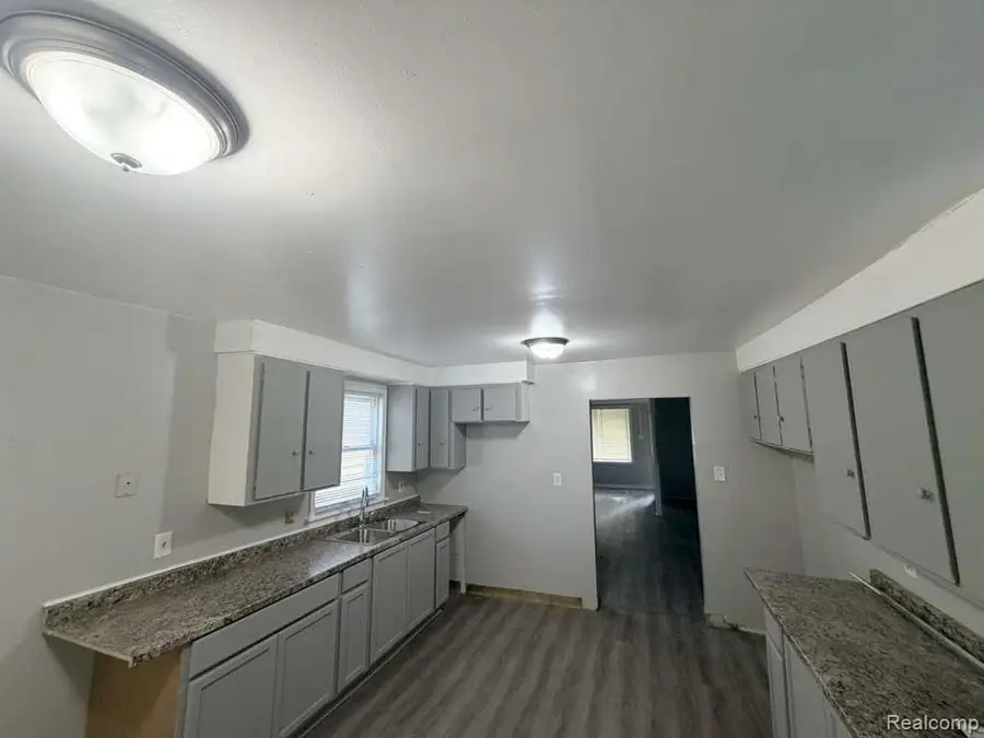 6390 Vaughan, Detroit, MI 48228 - #3