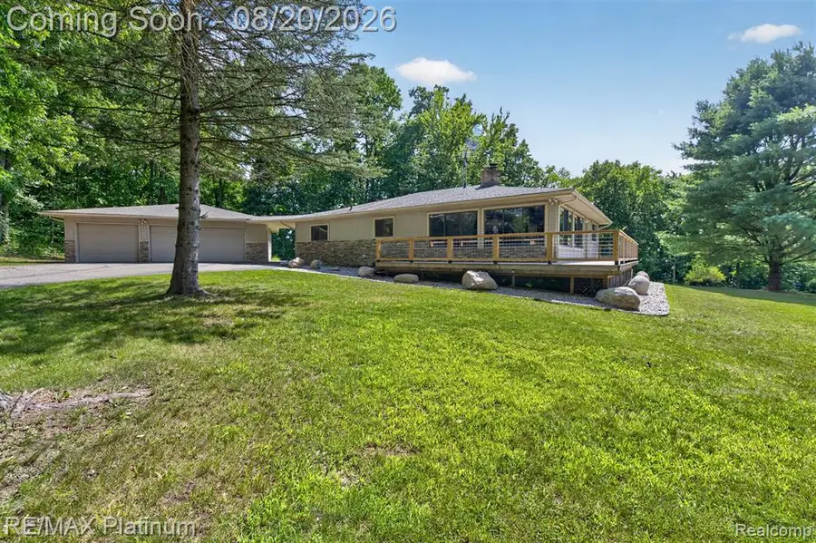 2456 Chilson, Howell, MI 48843 - #3