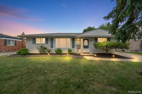 8851 Alwardt, Sterling Heights, MI 48313