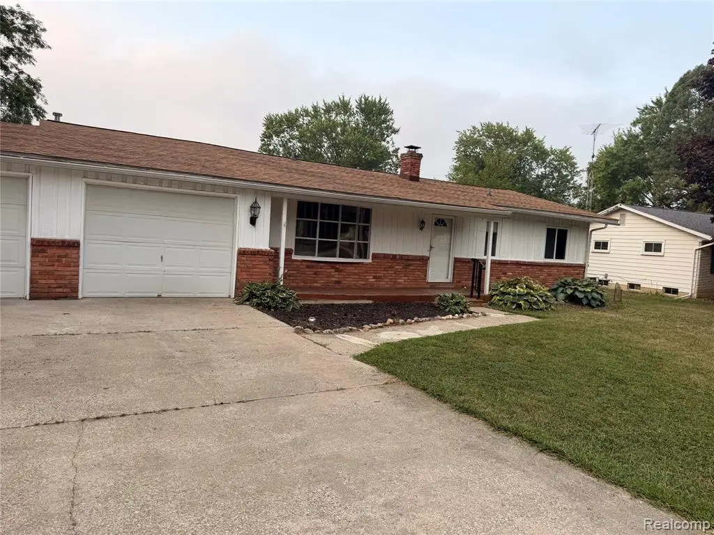 5347 Mapletree, Flint, MI 48532 - #1