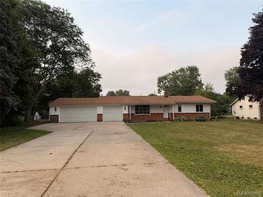 5347 Mapletree, Flint, MI 48532 - #2