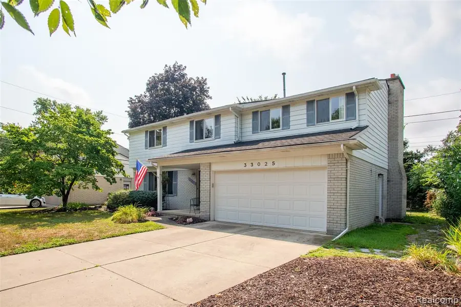 33025 Tall Oaks, Farmington, MI 48336 - #3
