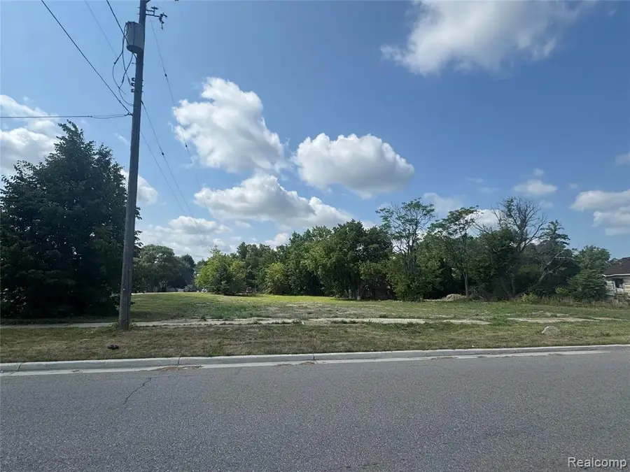 3037 Flushing, Flint, MI 48504 - #2