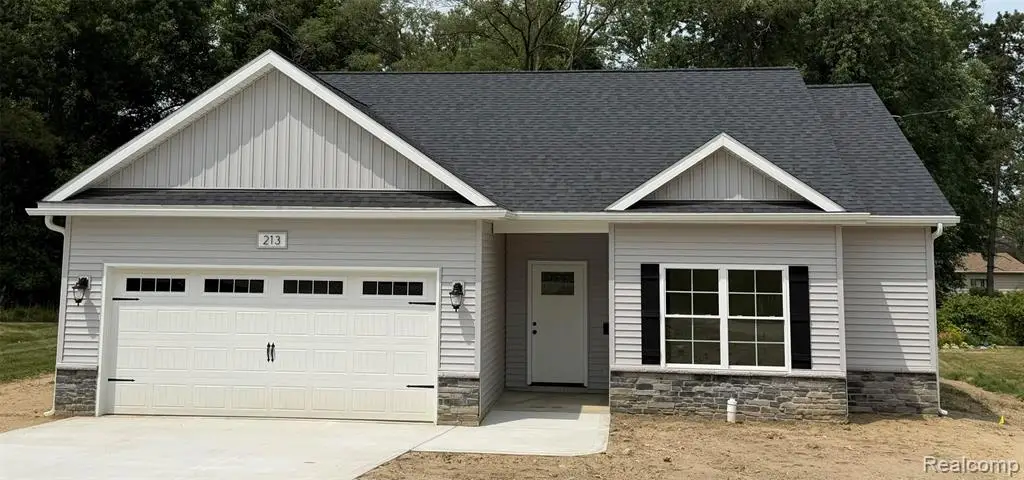 213 Mcfarland, Grand Blanc, MI 48439 - #1