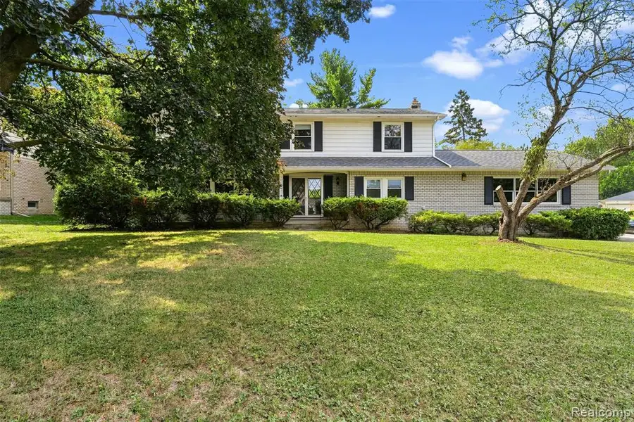 1615 Wagon Wheel, Grand Blanc, MI 48439 - #3