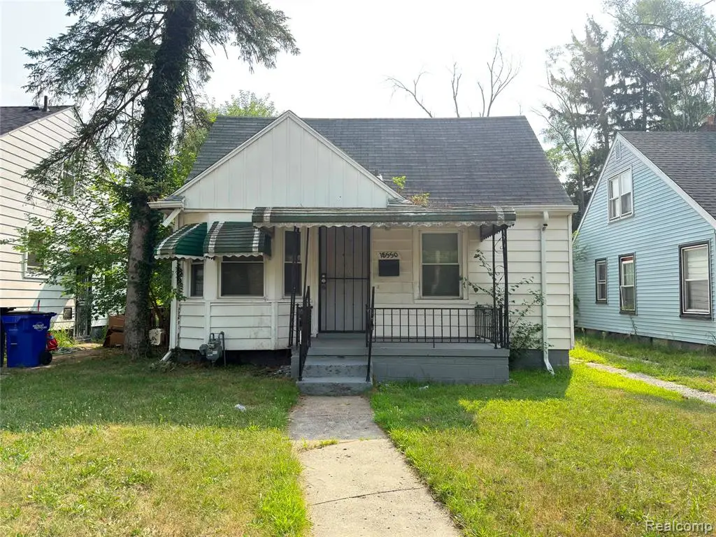 18550 Pierson, Detroit, MI 48219 - #1