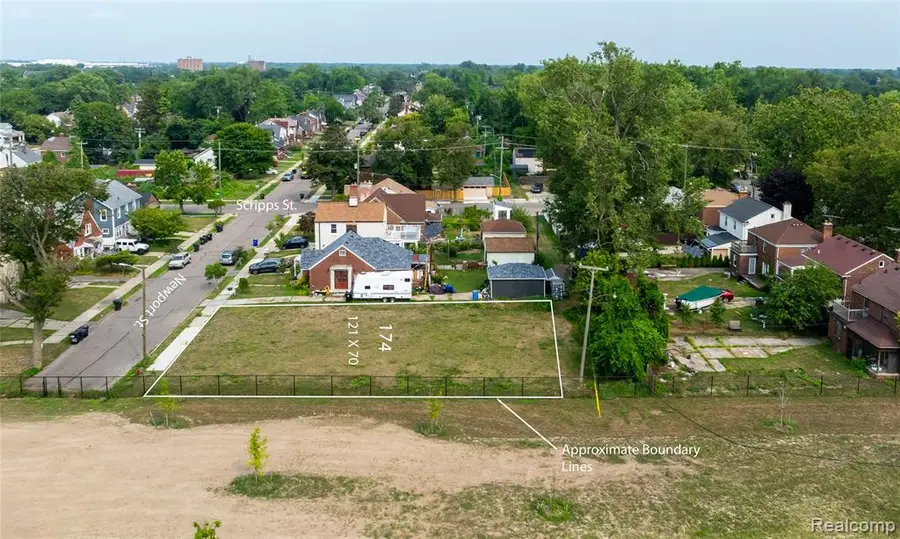 174 Newport, Detroit, MI 48215 - #2