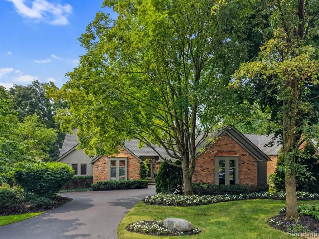 213 Norcliff, Bloomfield Hills, MI 48302 - #1