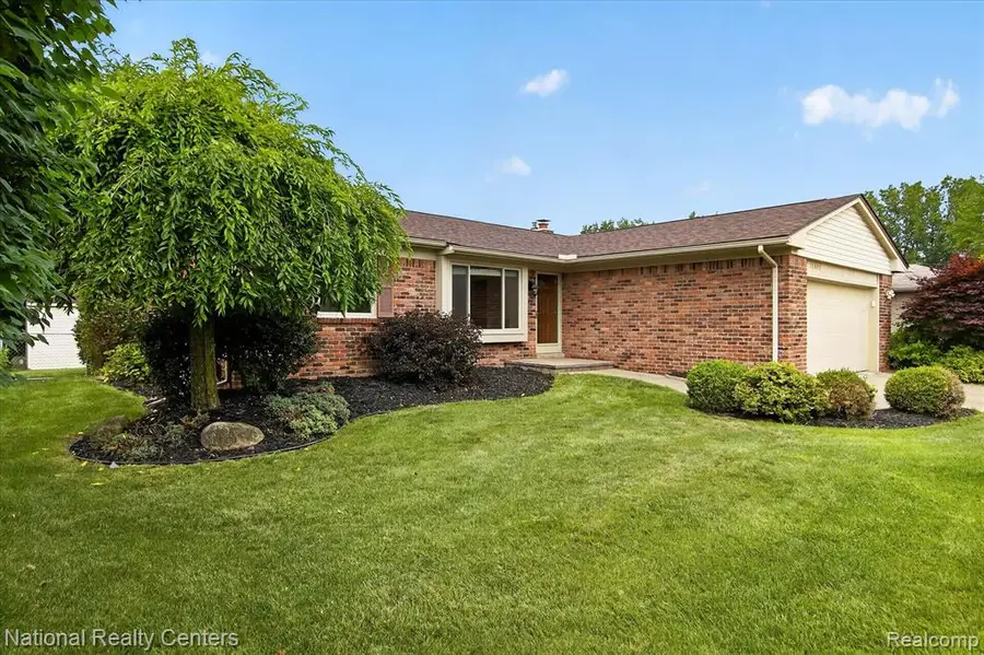 14081 Riga, Livonia, MI 48154 - #2