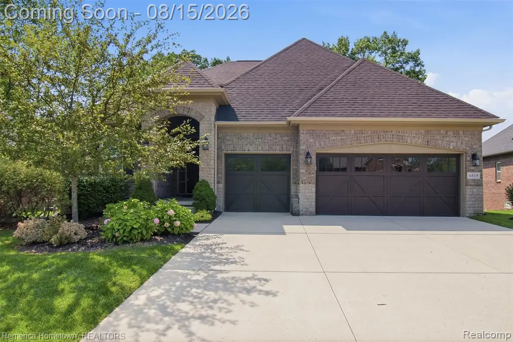 6819 Heirloom, West Bloomfield, MI 48322 - #1