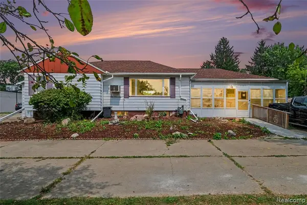 1103 E Bristol, Burton, MI 48529