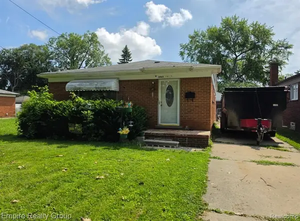 3965 Hipp, Dearborn Heights, MI 48125