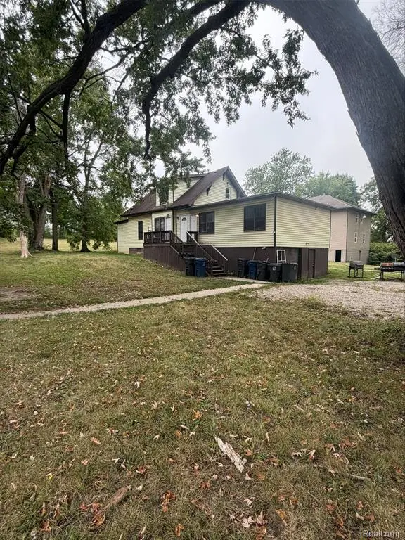 1208 W 4th, Flint, MI 48504 - #3