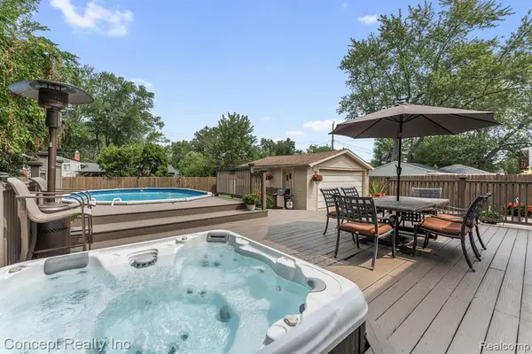 31540 Hennepin, Garden City, MI 48135