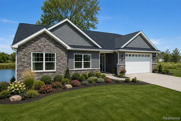 8504 Forest Glen, Grand Blanc, MI 48439